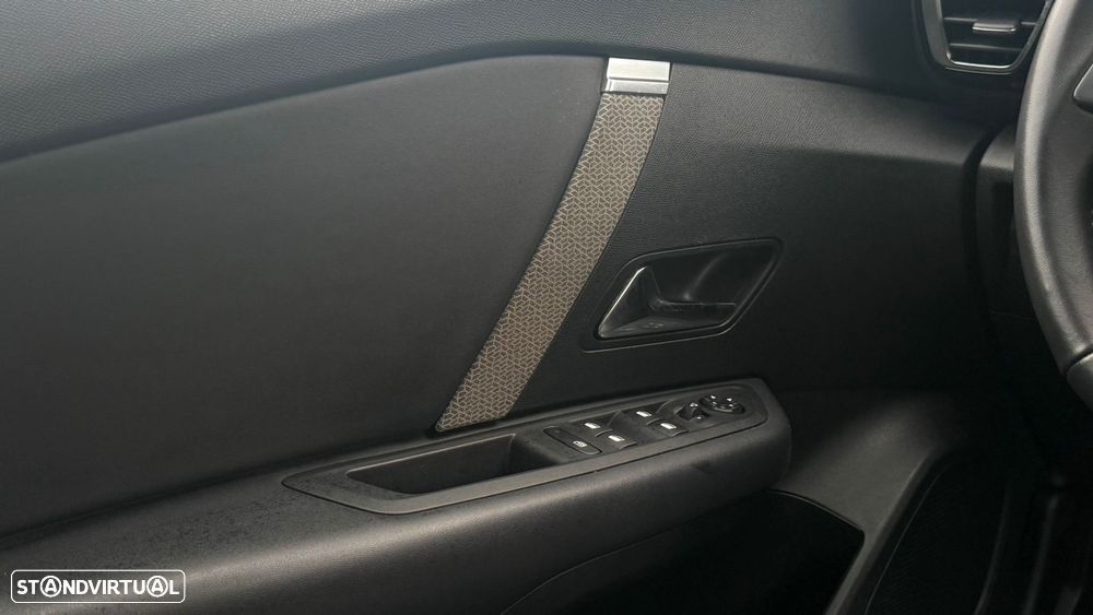 Citroën C4 1.2 PureTech Feel Pack EAT8 - 19