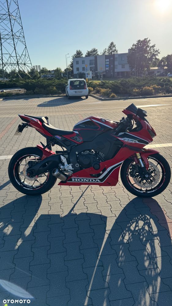 Honda CBR - 14