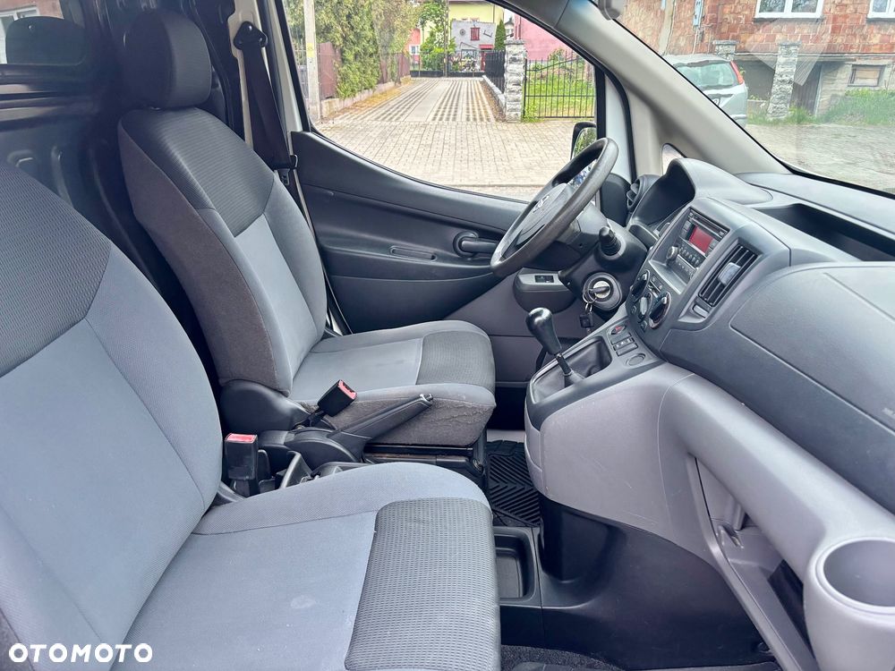 Nissan NV200 - 19