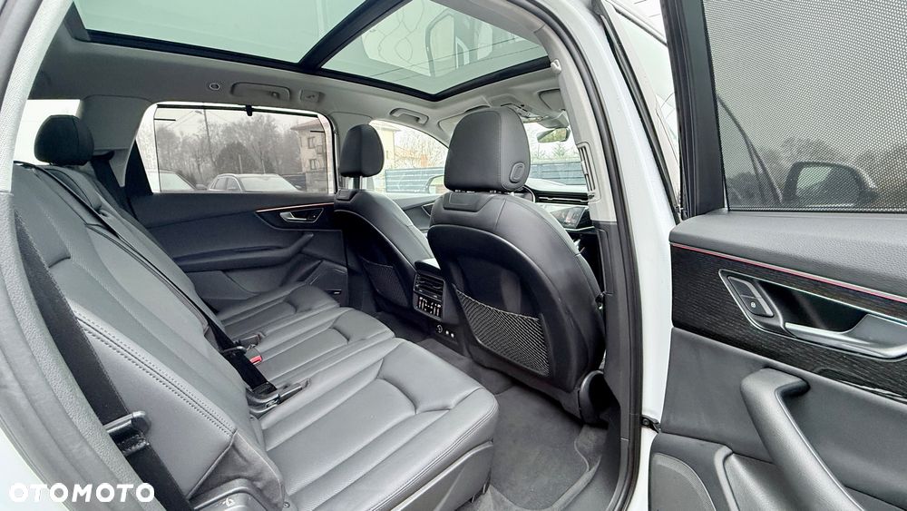 Audi Q7 55 TFSI quattro tiptronic S line - 10