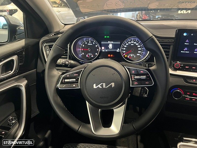 Kia XCeed 1.0 T-GDI Drive - 17