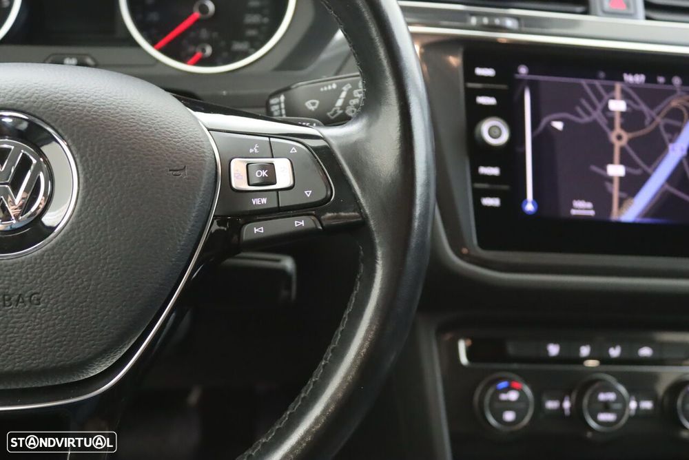 VW Tiguan Allspace 2.0 TDI Confortline DSG - 13