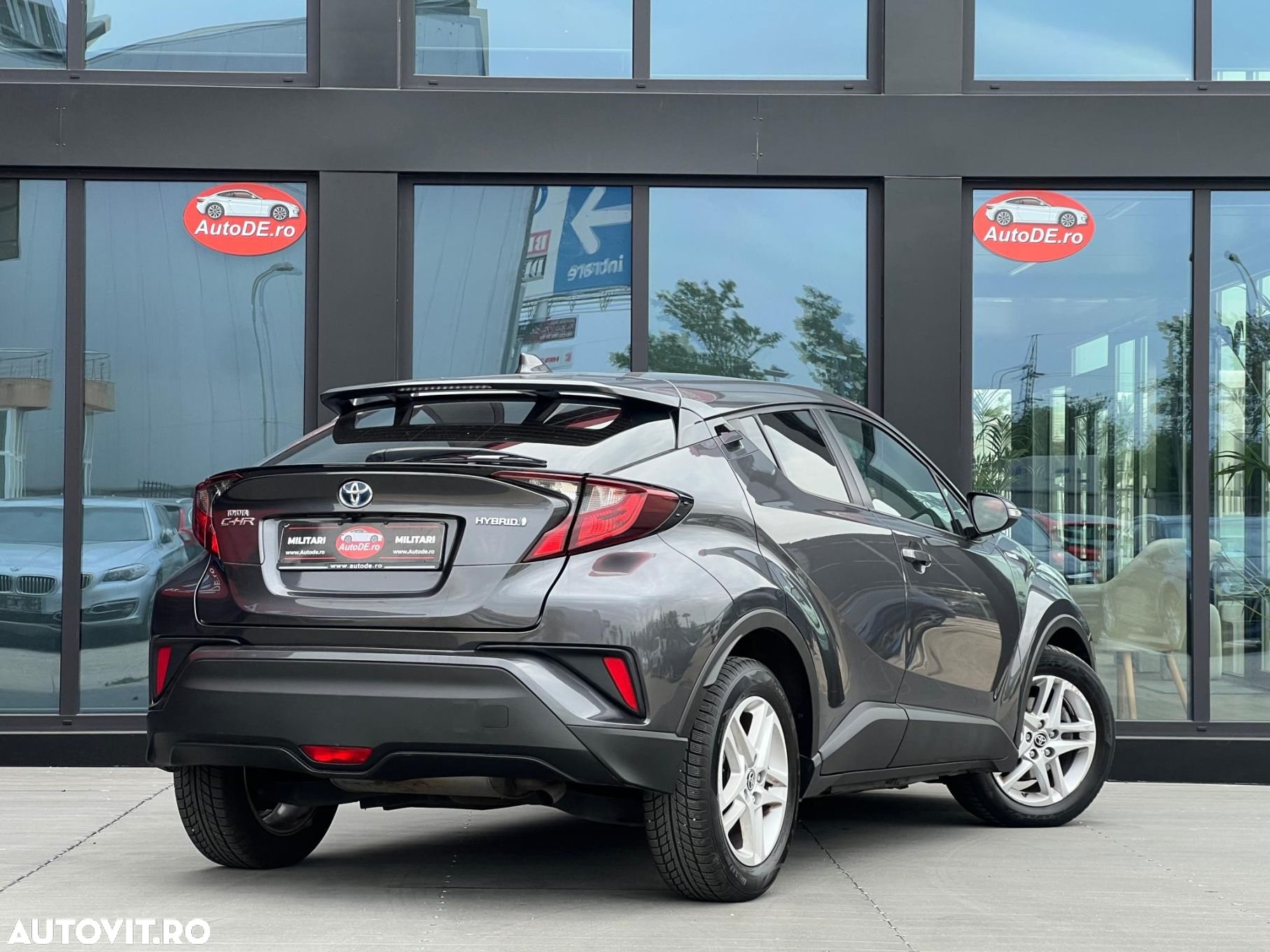 Toyota C-HR - 3