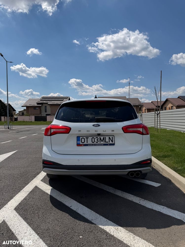 Ford Focus - 9