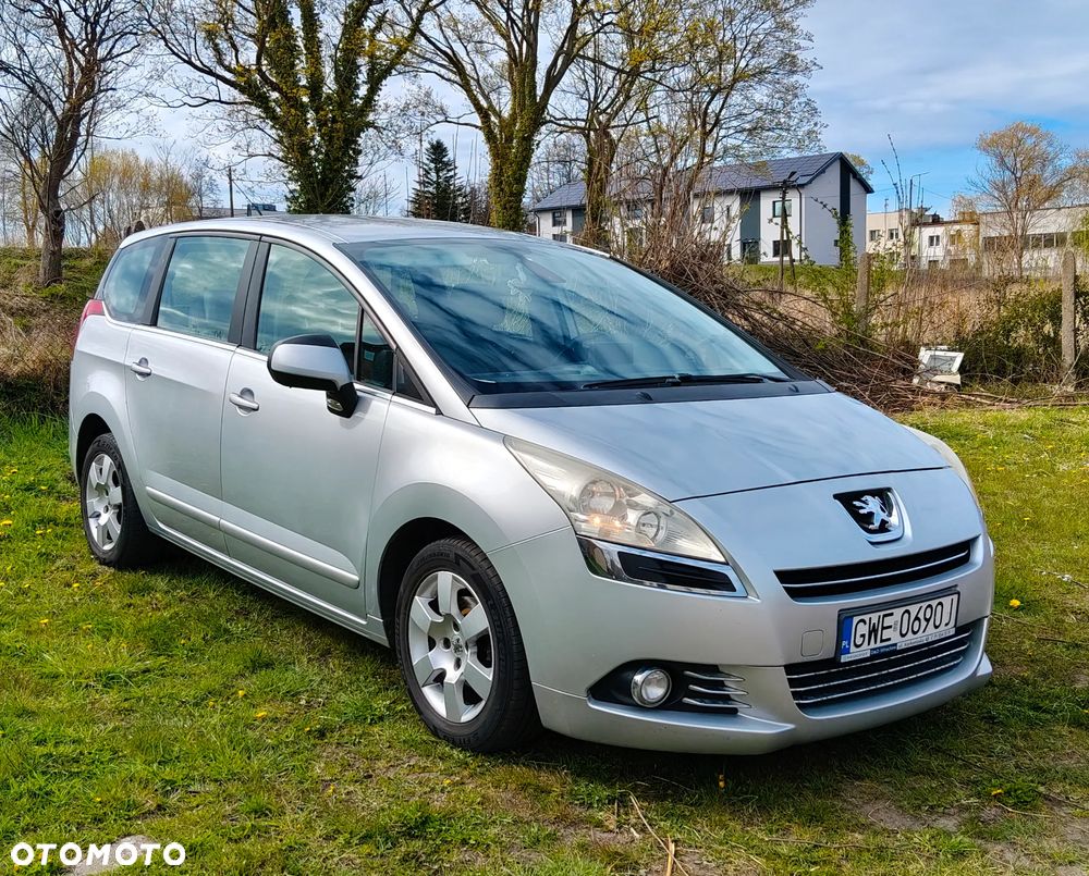 Peugeot 5008 1.6 HDi Premium - 1