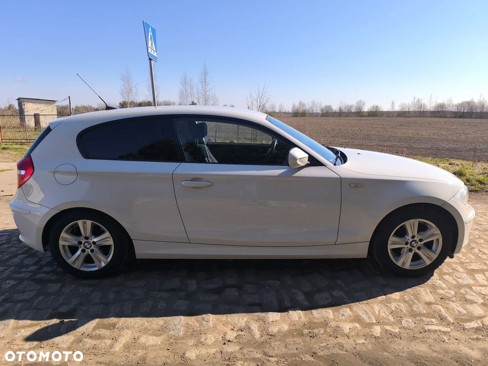 BMW Seria 1 116i - 3