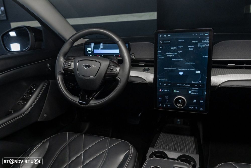 Ford Mustang Mach-E Premium AWD - 13