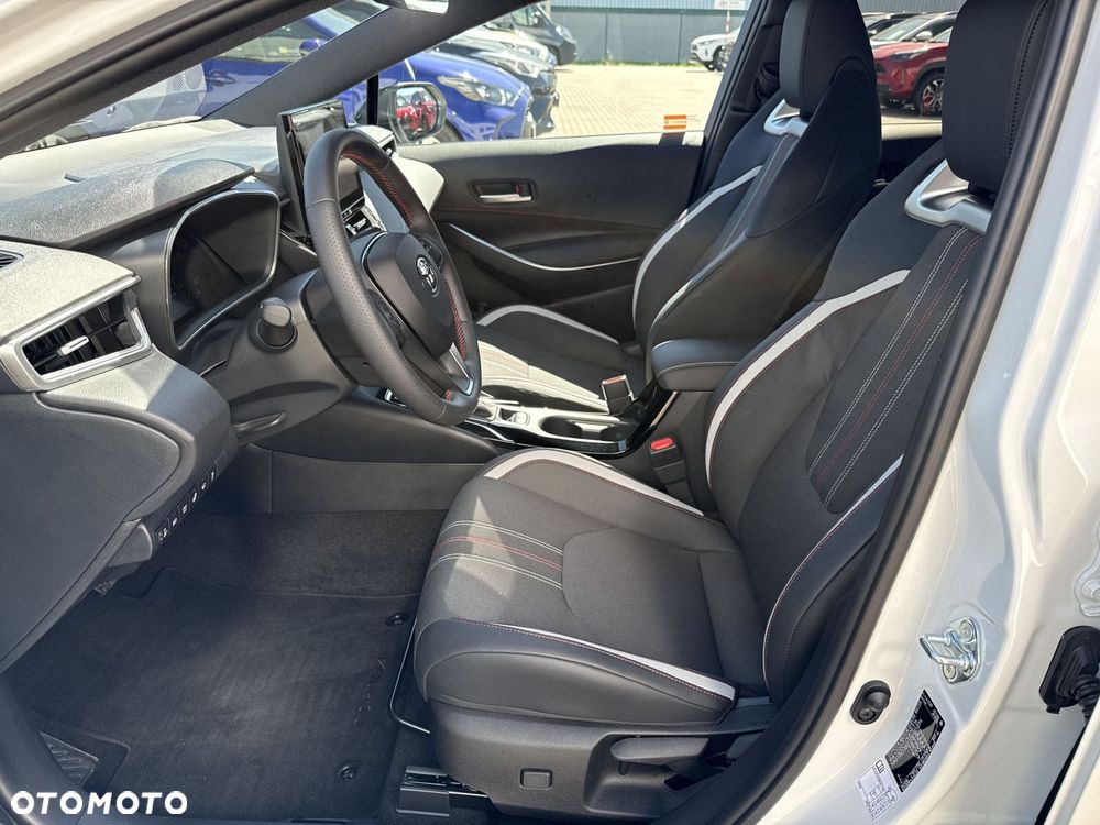 Toyota Corolla 1.8 Hybrid GR Sport - 13