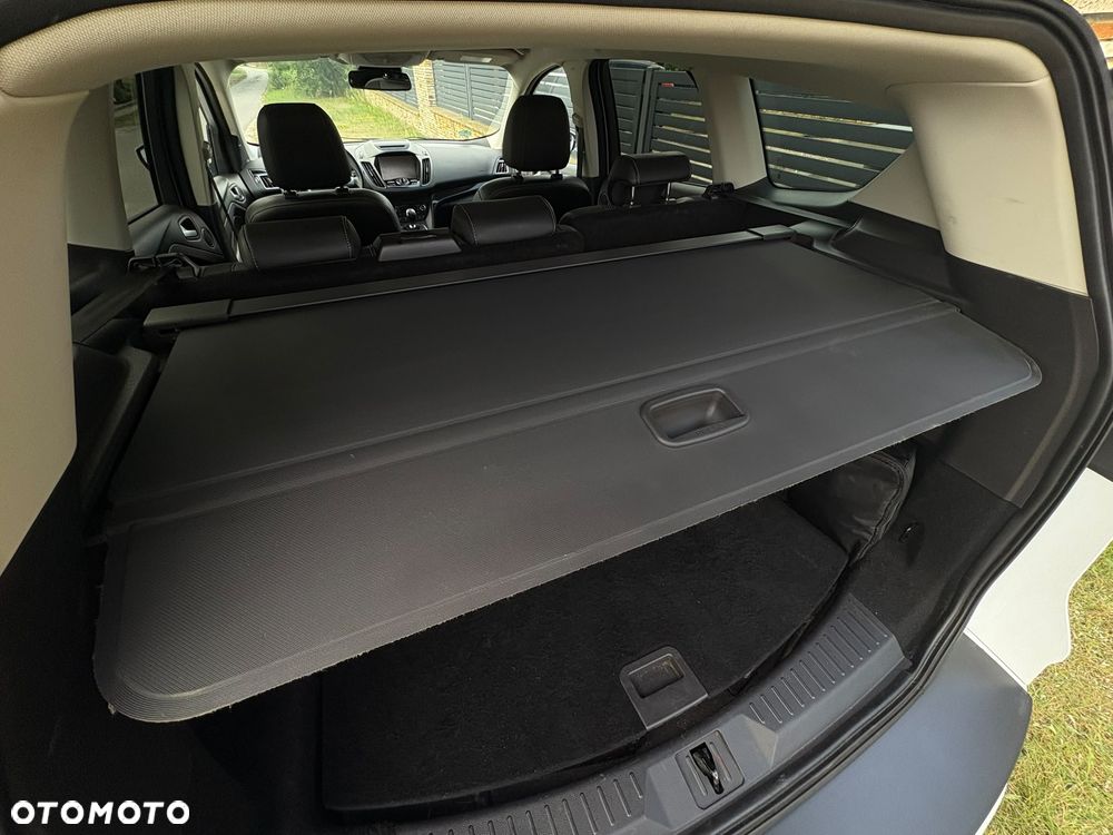 Ford Kuga 2.0 TDCi 4WD Titanium - 38