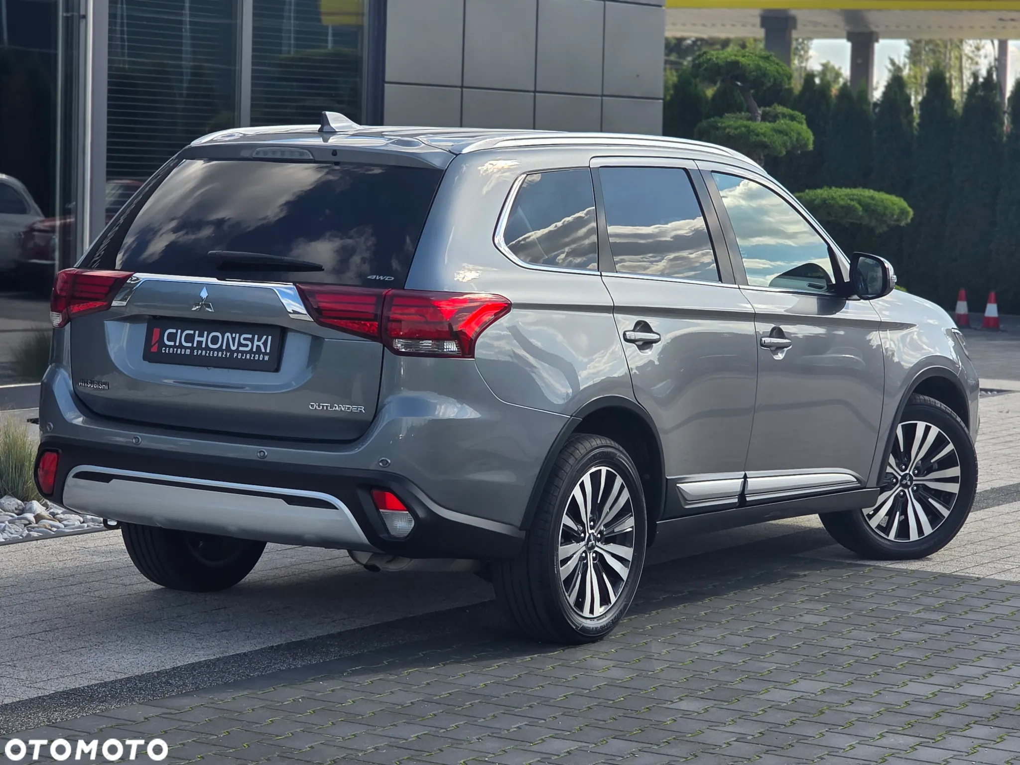 Mitsubishi Outlander 2.0 Intense + SDA 4WD CVT - 6