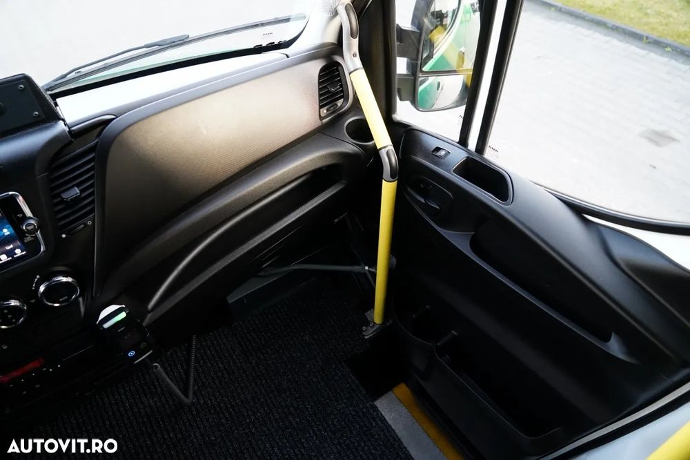 Iveco DAILY / 50C18 / IMPORTAT / AER CONDIȚIONAT / 93.000 km!!! / - 19