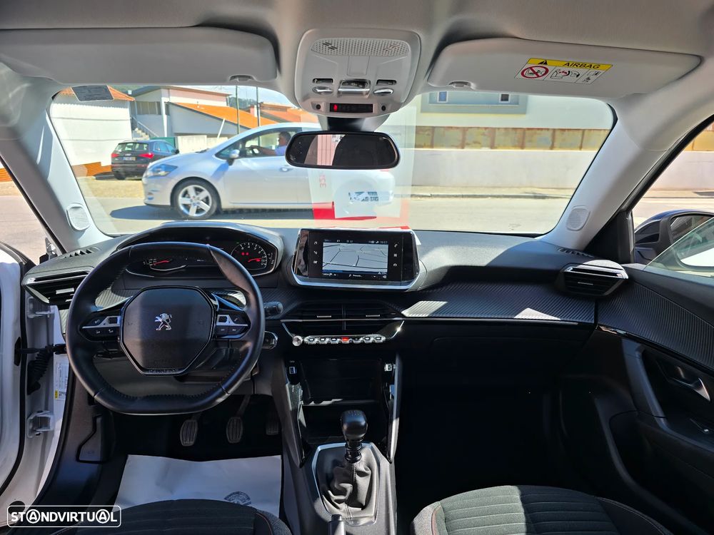 Peugeot 2008 1.2 PureTech Active Pack - 24