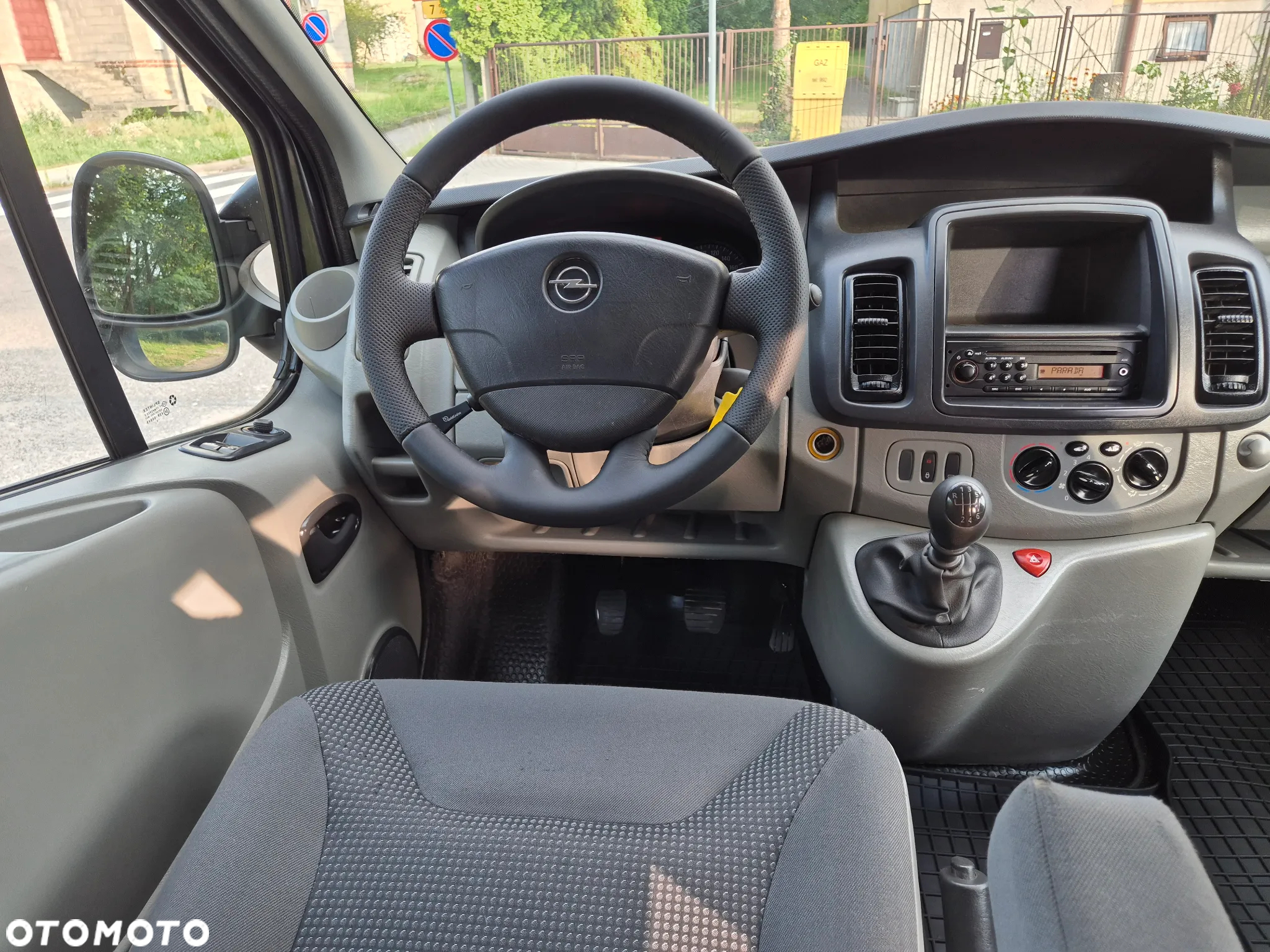 Opel Vivaro - 28