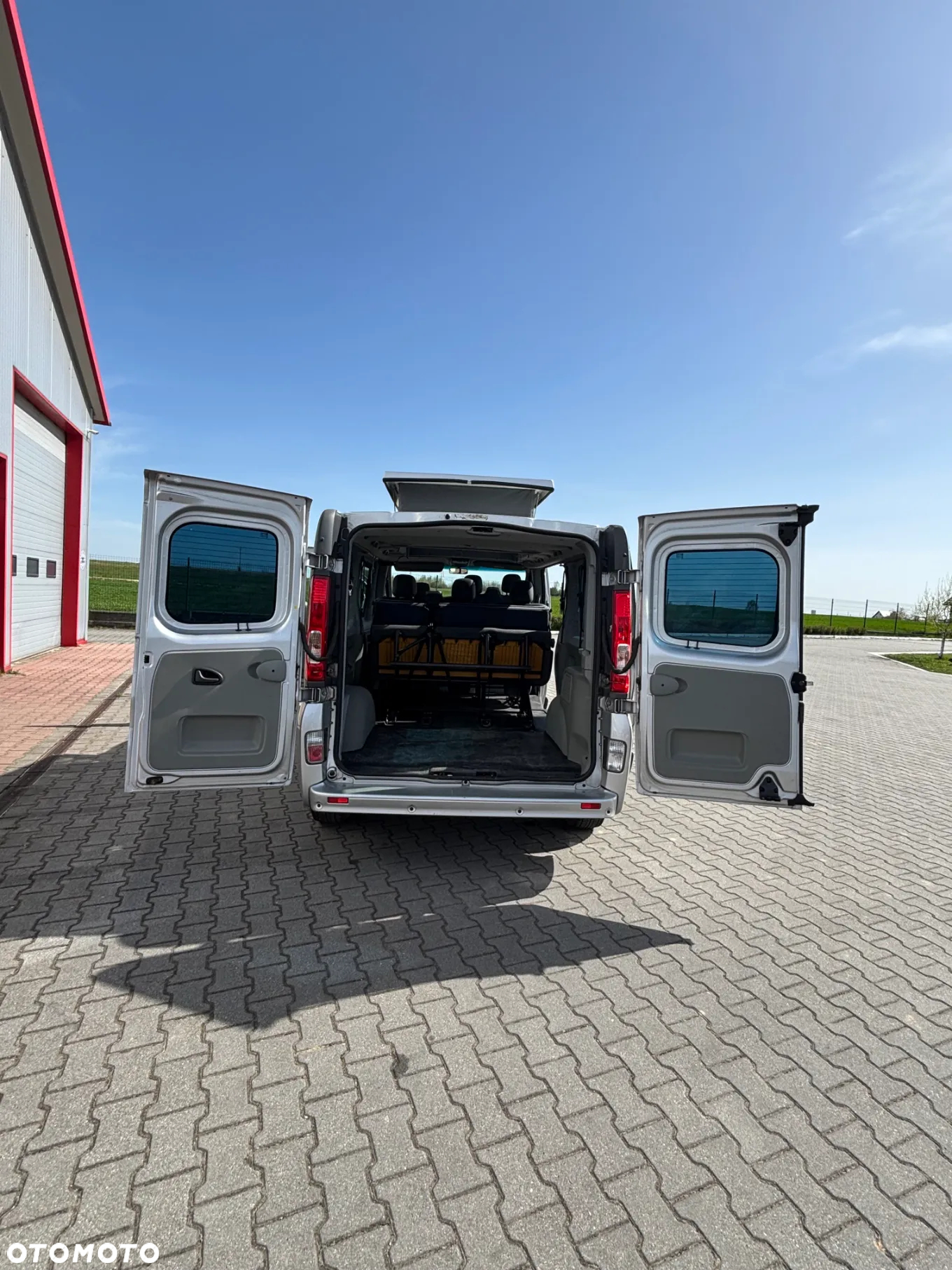 Renault Trafic - 9