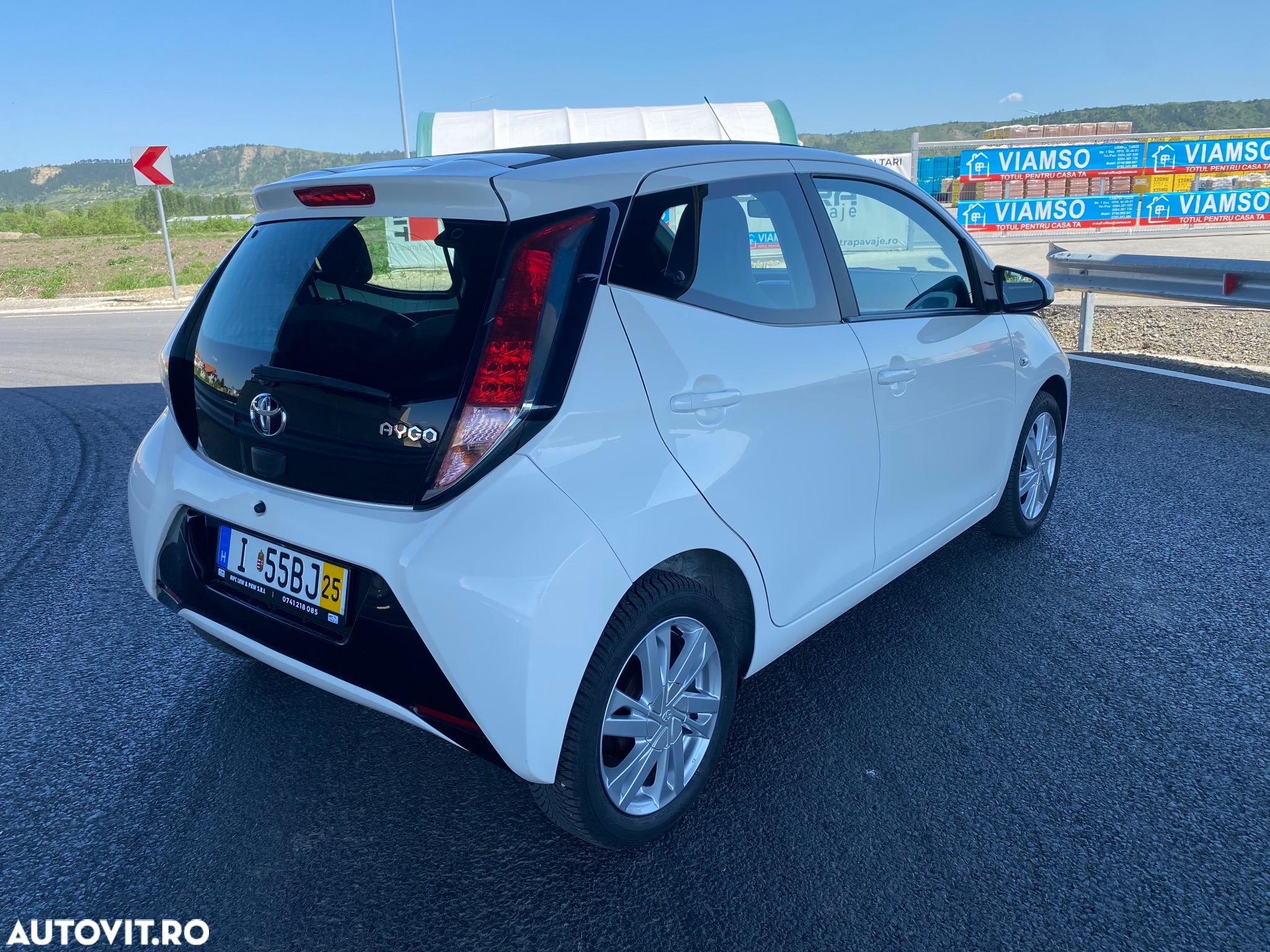 Toyota Aygo 1.0 X - wave - 8