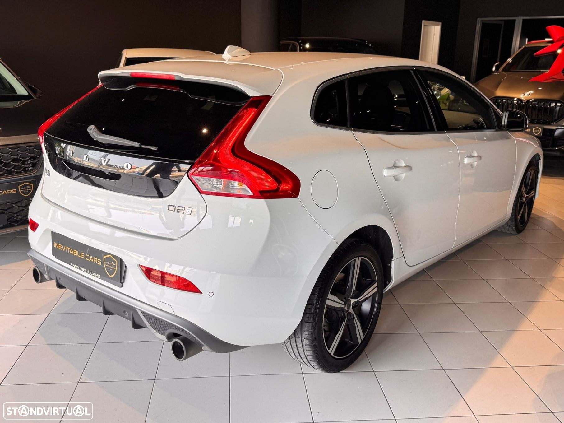 Volvo V40 2.0 D2 R-Design - 7