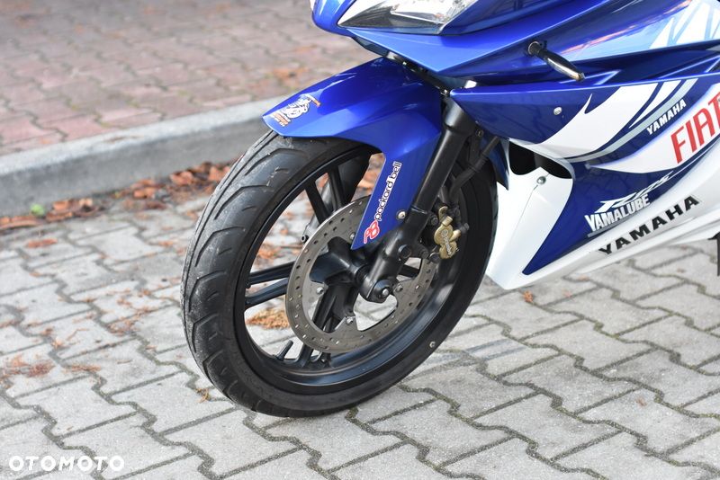 Yamaha YZF - 20