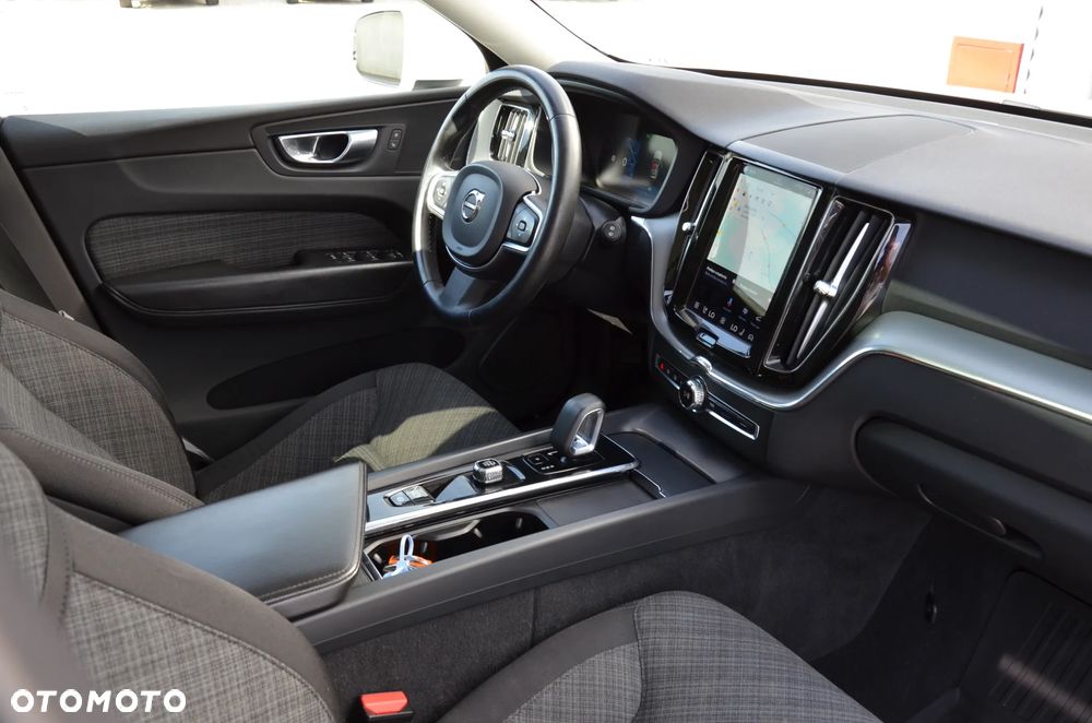 Volvo XC 60 T6 AWD Core - 15