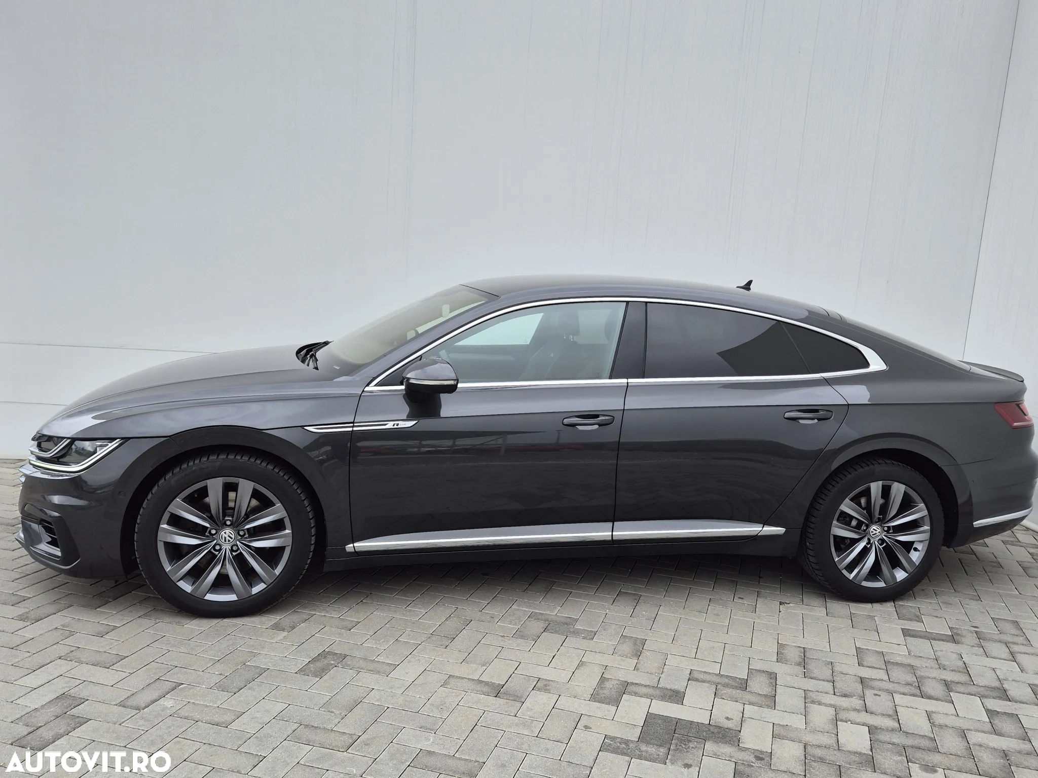 Volkswagen ARTEON 2.0 TSI DSG 4Motion R-Line - 2