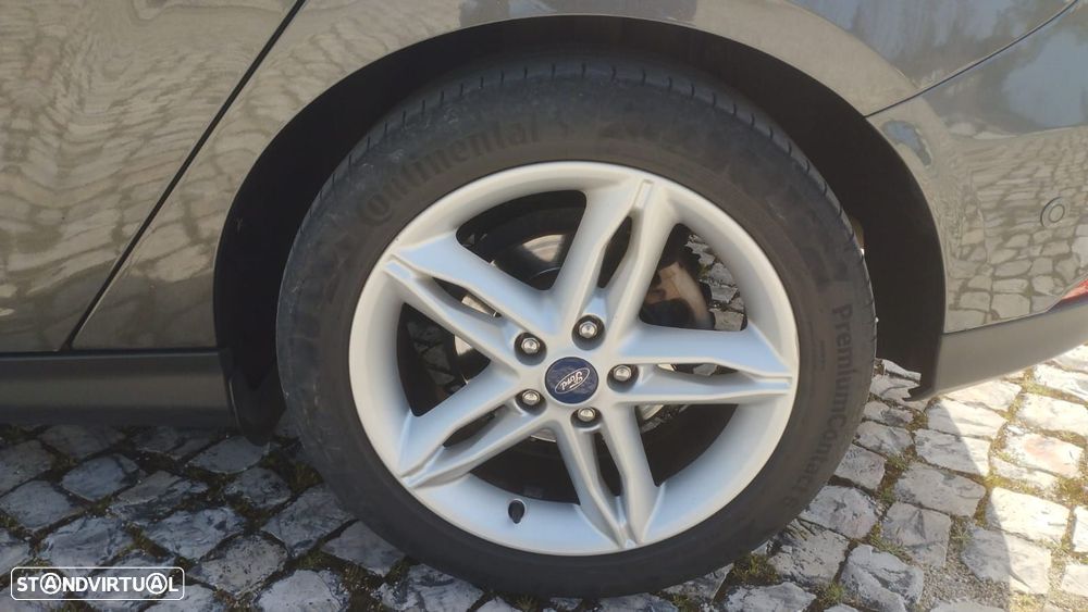 Ford Focus 1.5 TDCi Titanium - 5