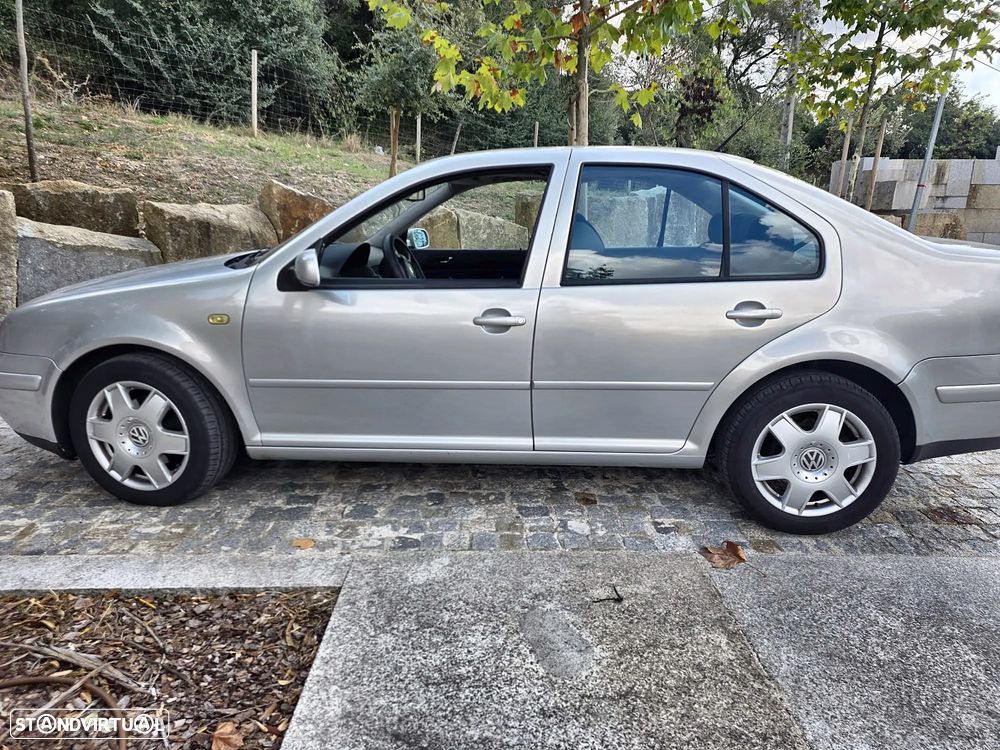 VW Bora 1.9 TDi Highline - 5