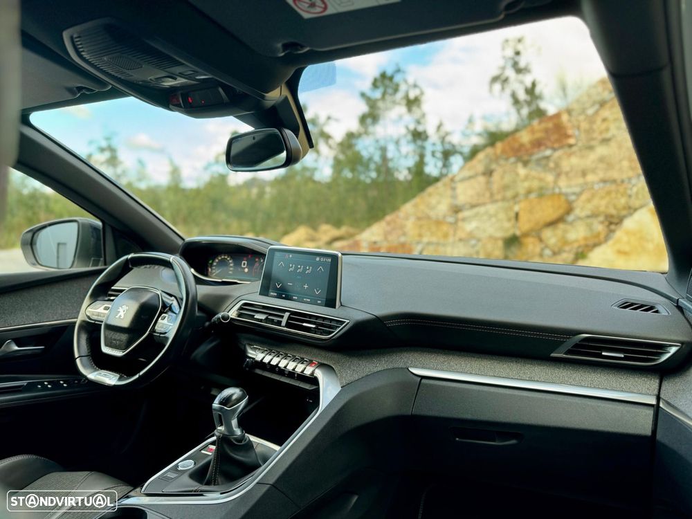 Peugeot 3008 1.2 PureTech GT Line - 8