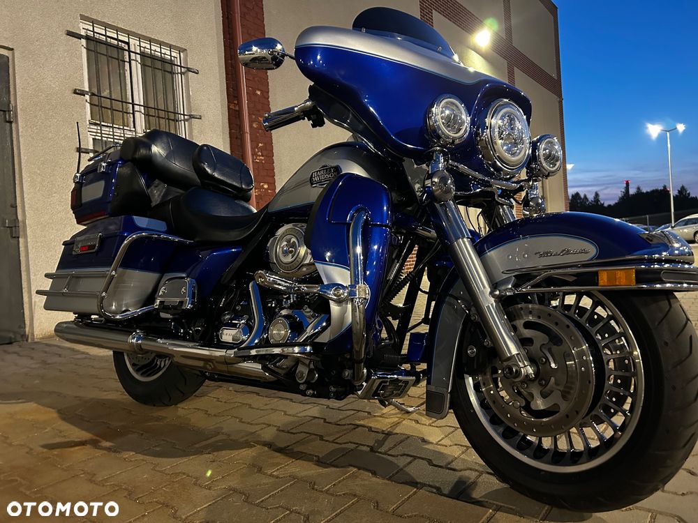 Harley-Davidson FLHTCU Ultra - 9