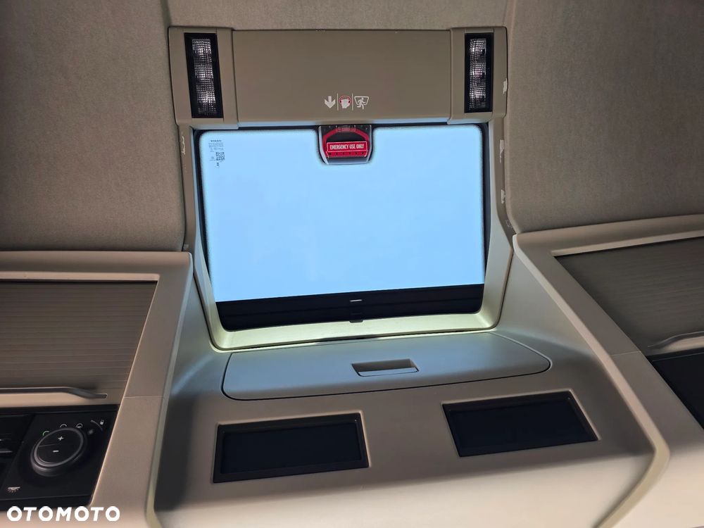 Volvo FH 500 XL Z DE 180 TYŚ KM KLIMA POSTOJOWA FULL LED ACC NAVI KAMERA  JAK NOWY !!! - 23