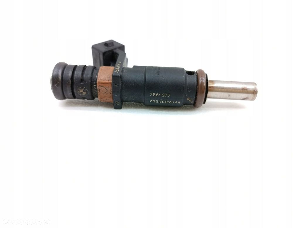 WTRYSK WTRYSKIWACZ BMW E90 2.0 7561277 - 4