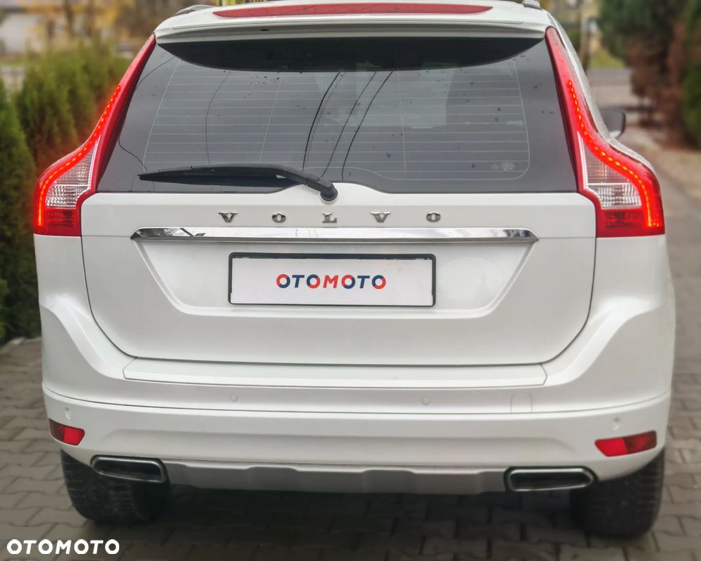Volvo XC 60 D4 AWD Geartronic Ocean Race - 6