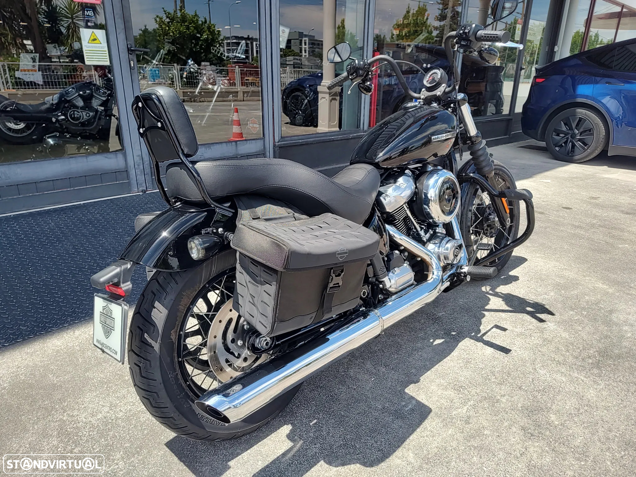 Harley-Davidson Street Bob 117 - 18