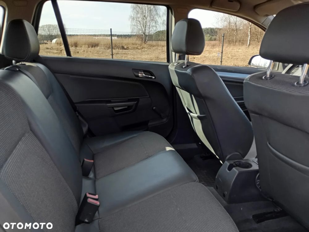 Opel Astra 1.6 Cosmo - 7