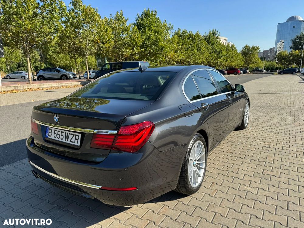 BMW Seria 7 730d xDrive - 5