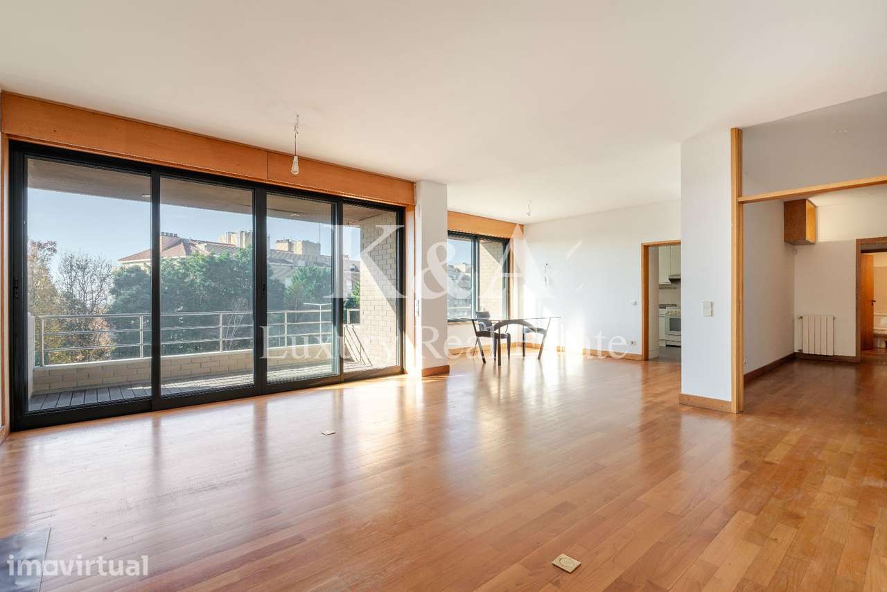 Apartamento T3+1 na Foz - Grande imagem: 3/17