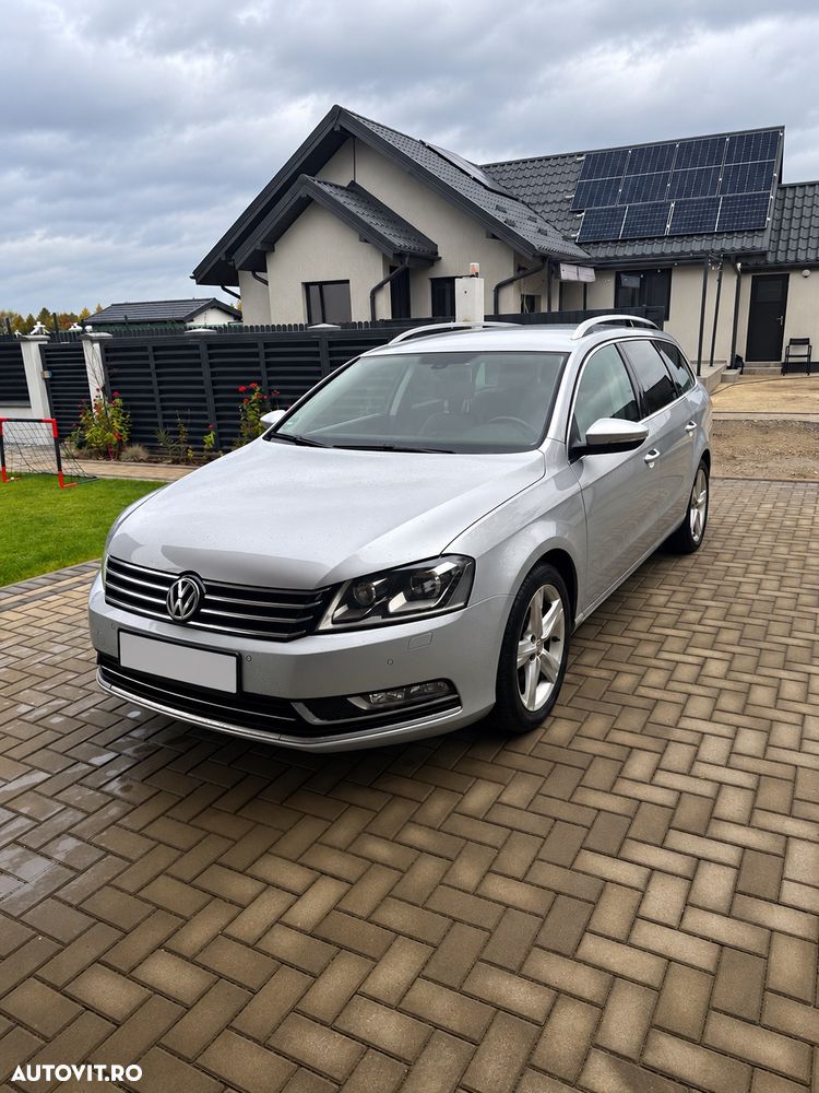 Volkswagen Passat - 1