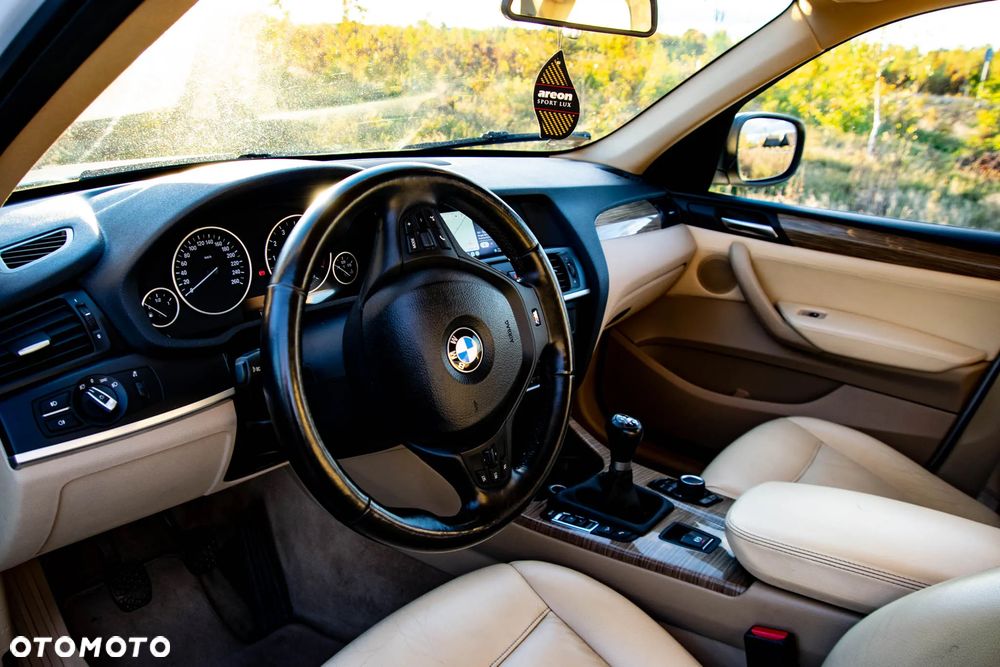 BMW X3 20i xDrive - 14