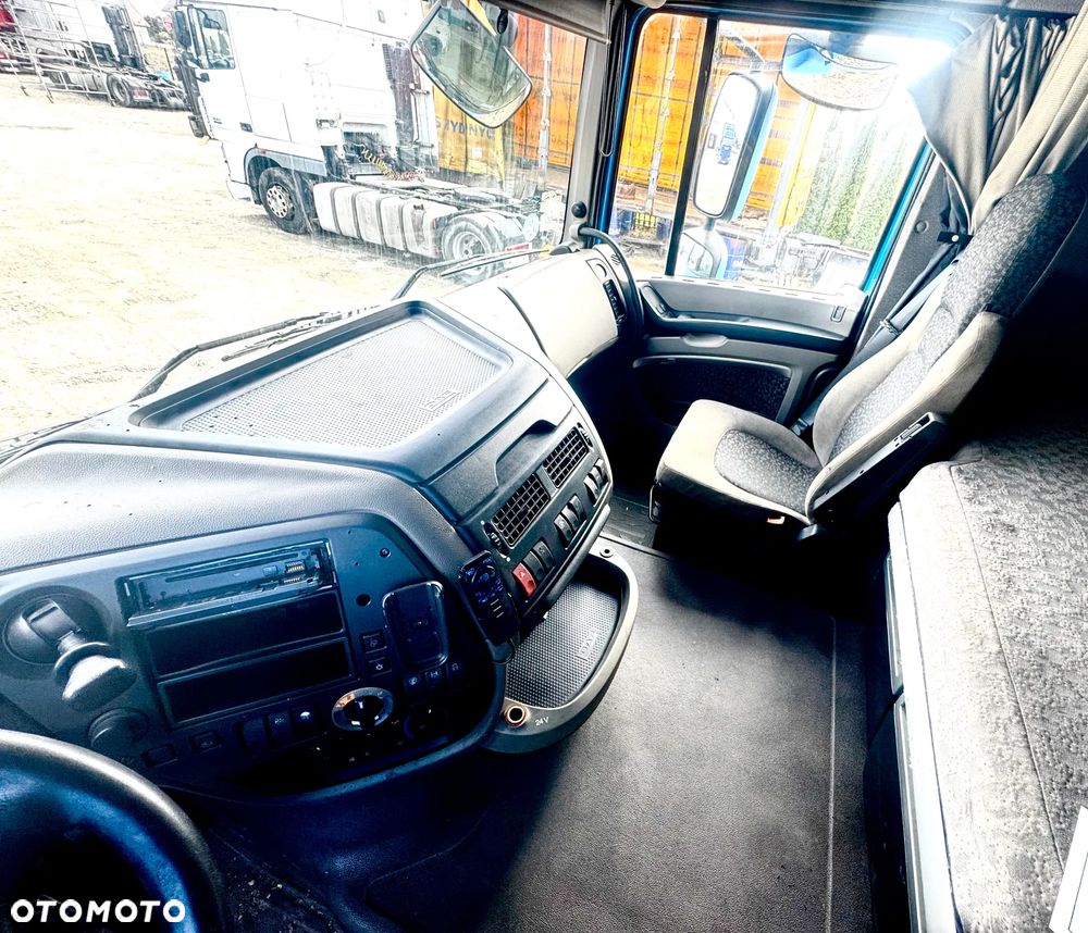 DAF FAR XF105.410T - 10