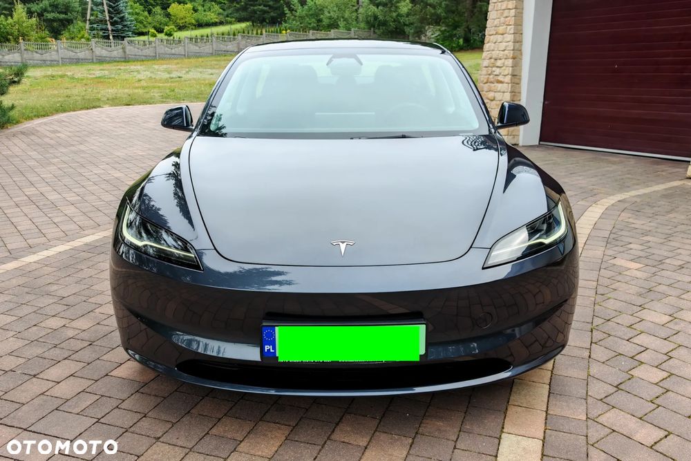 Tesla Model 3 Long Range AWD - 8