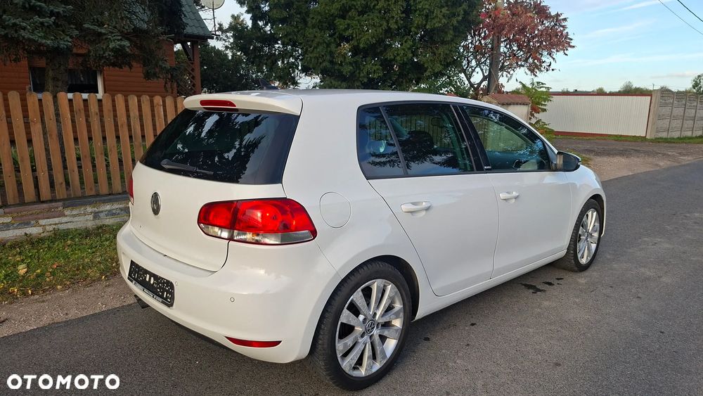 Volkswagen Golf - 8