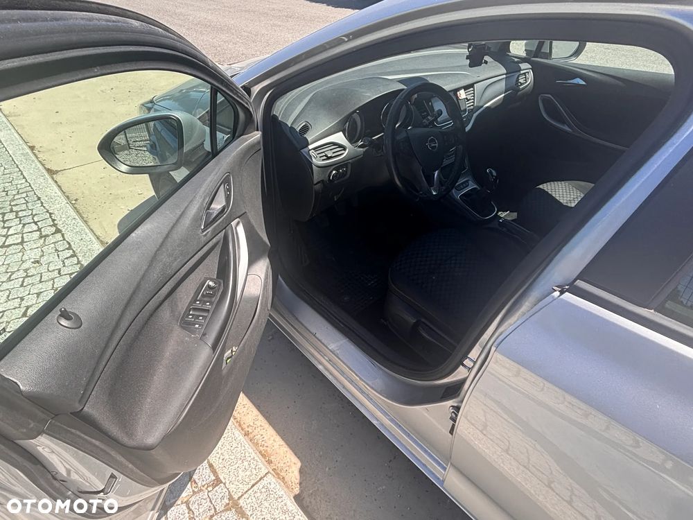 Opel Astra 1.6 CDTI Enjoy - 12