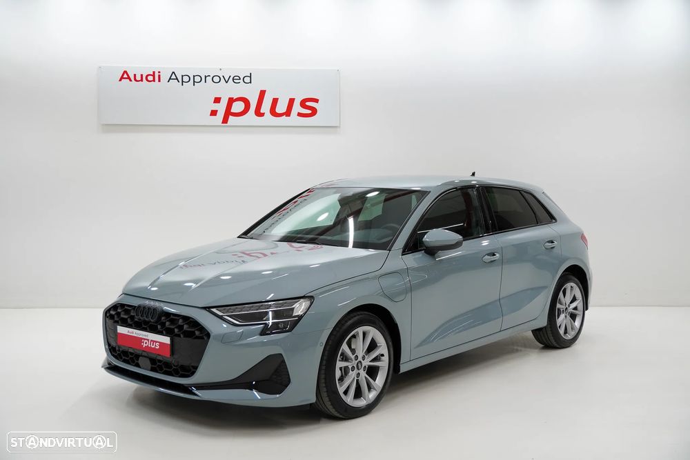 Audi A3 Sportback - 1