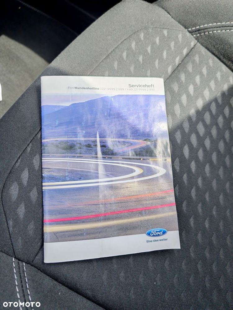 Ford Fiesta 1.0 EcoBoost S&S TITANIUM - 36