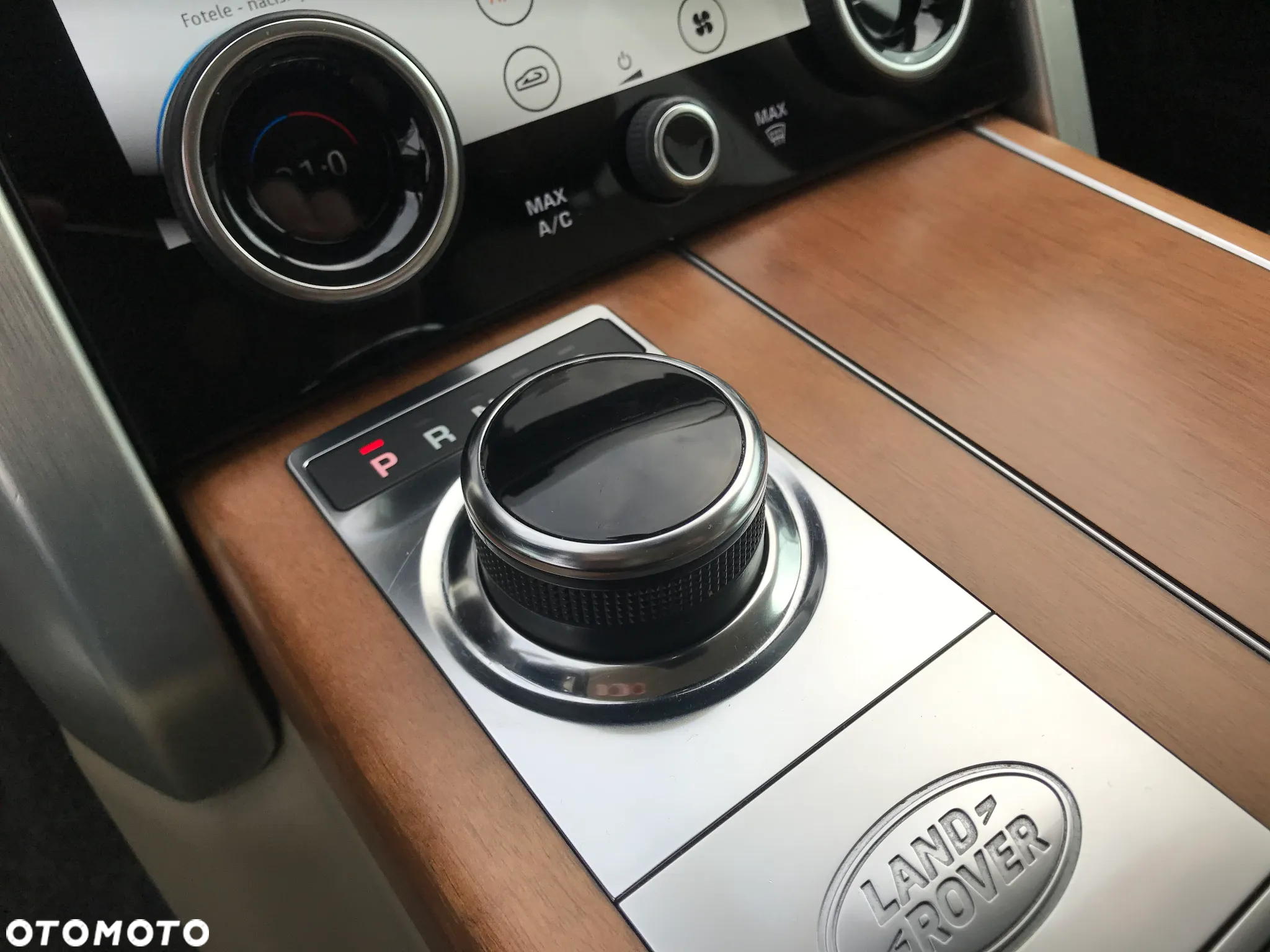 Land Rover Range Rover 4.4SD V8 Vogue - 33