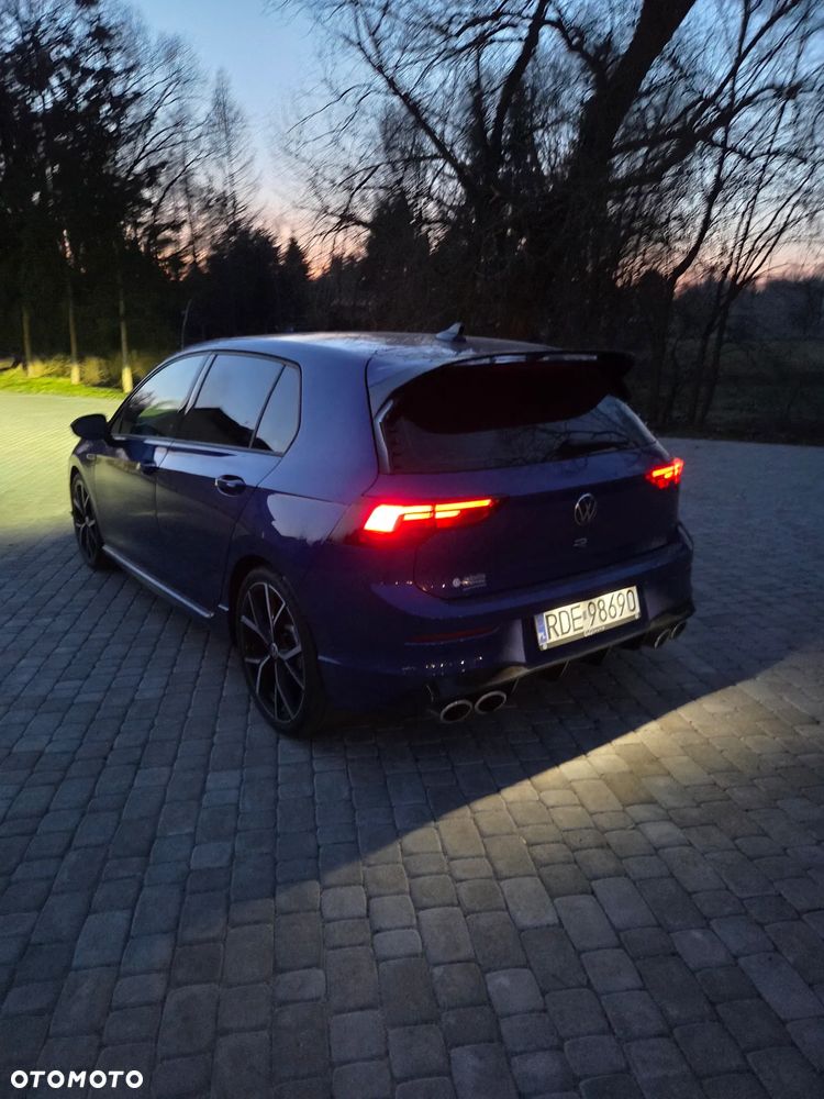 Volkswagen Golf - 36