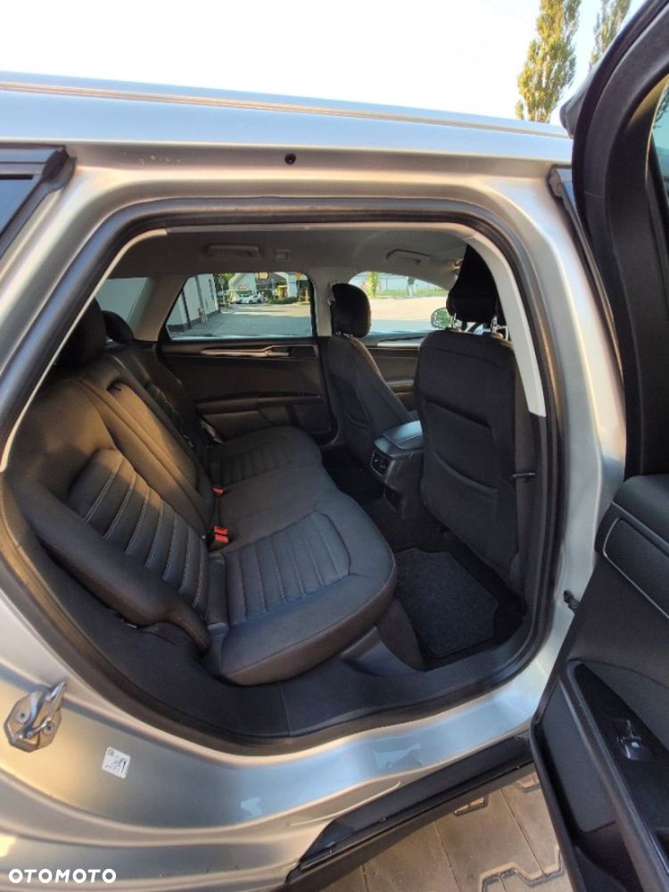 Ford Mondeo 2.0 TDCi Ambiente - 16