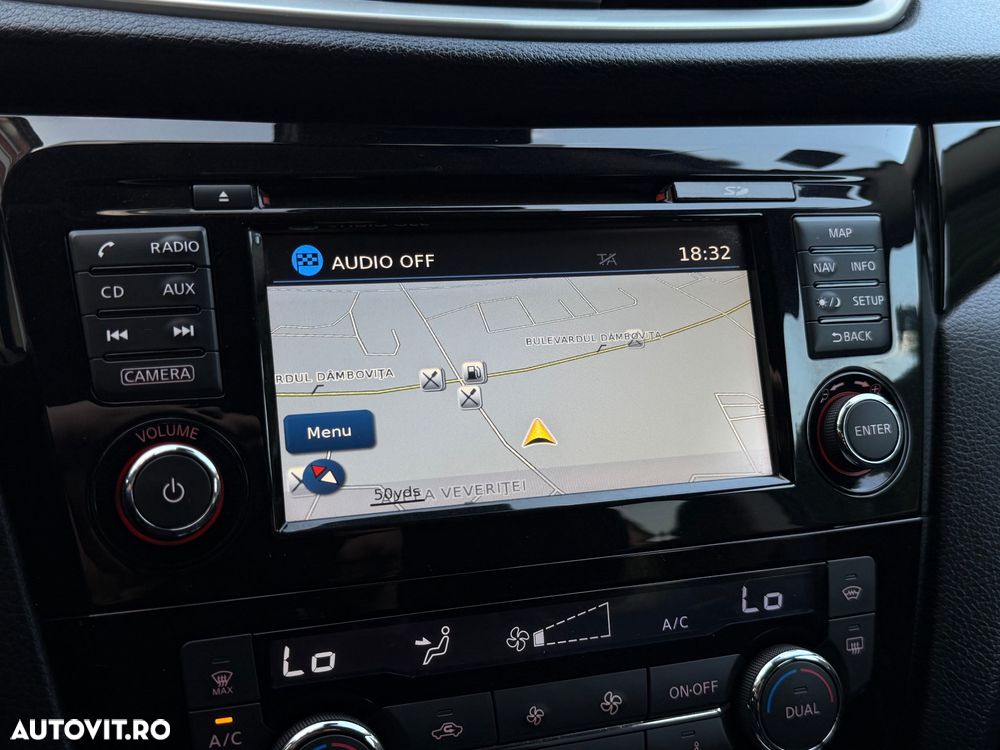 Nissan Qashqai 1.6 DCI TEKNA - 12