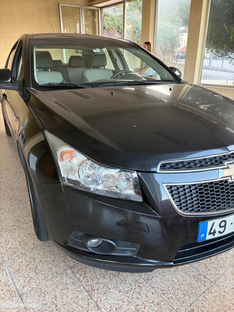 Chevrolet Cruze 1.6 LS - 2