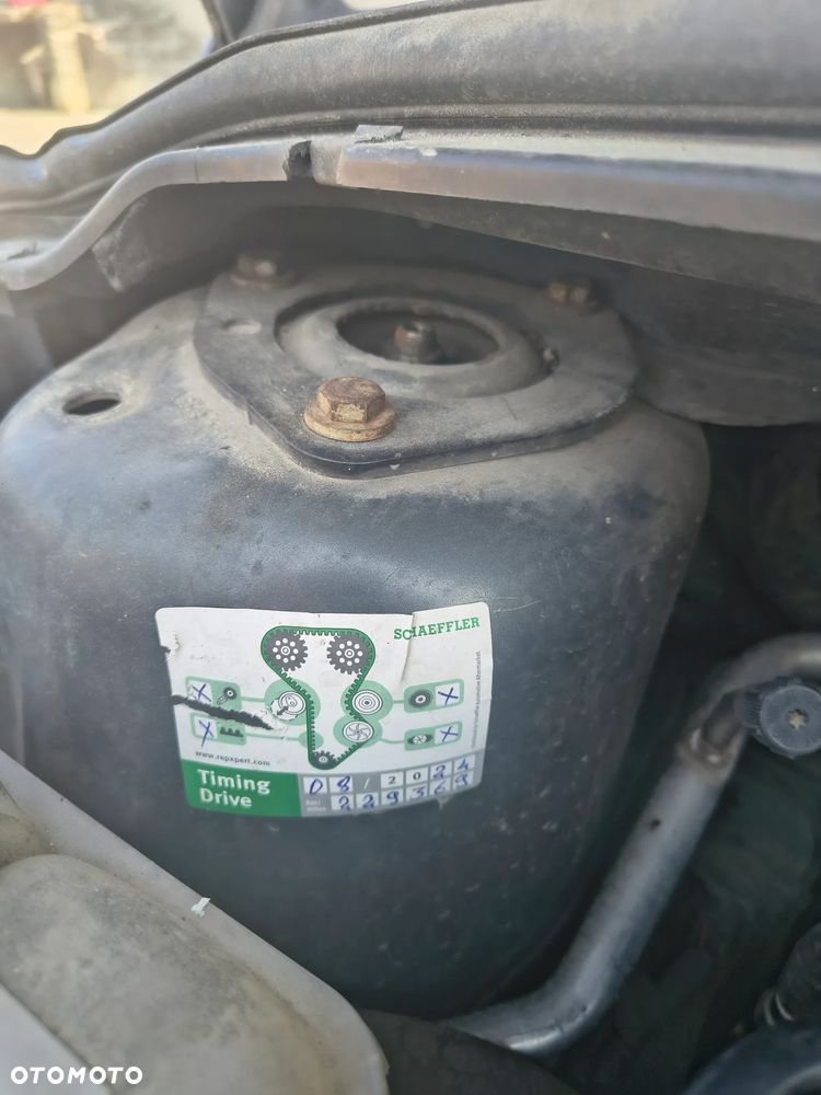 Ford Focus - 17