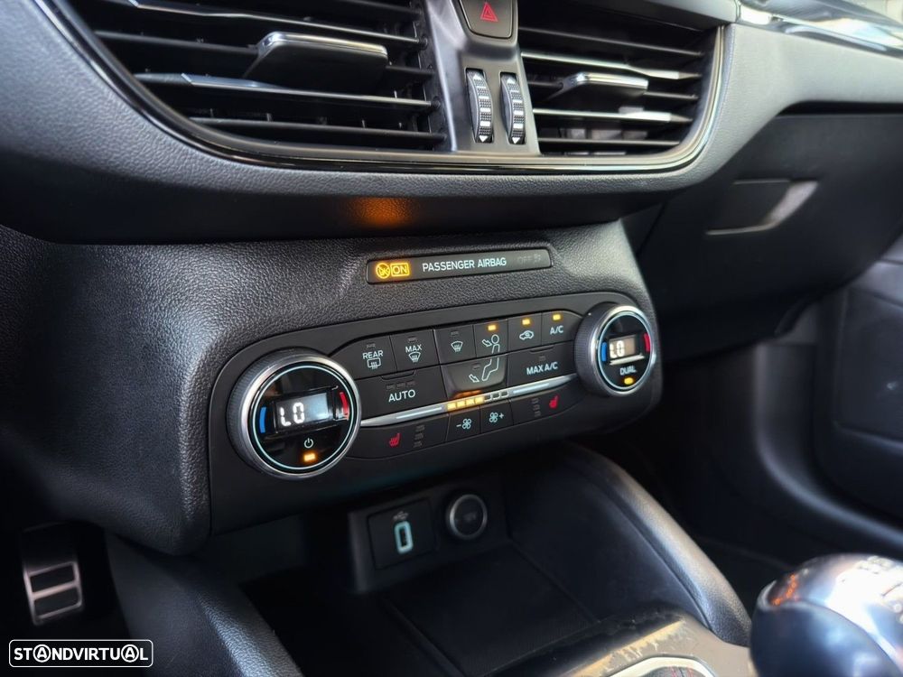 Ford Focus 1.0 EcoBoost ST-Line - 17