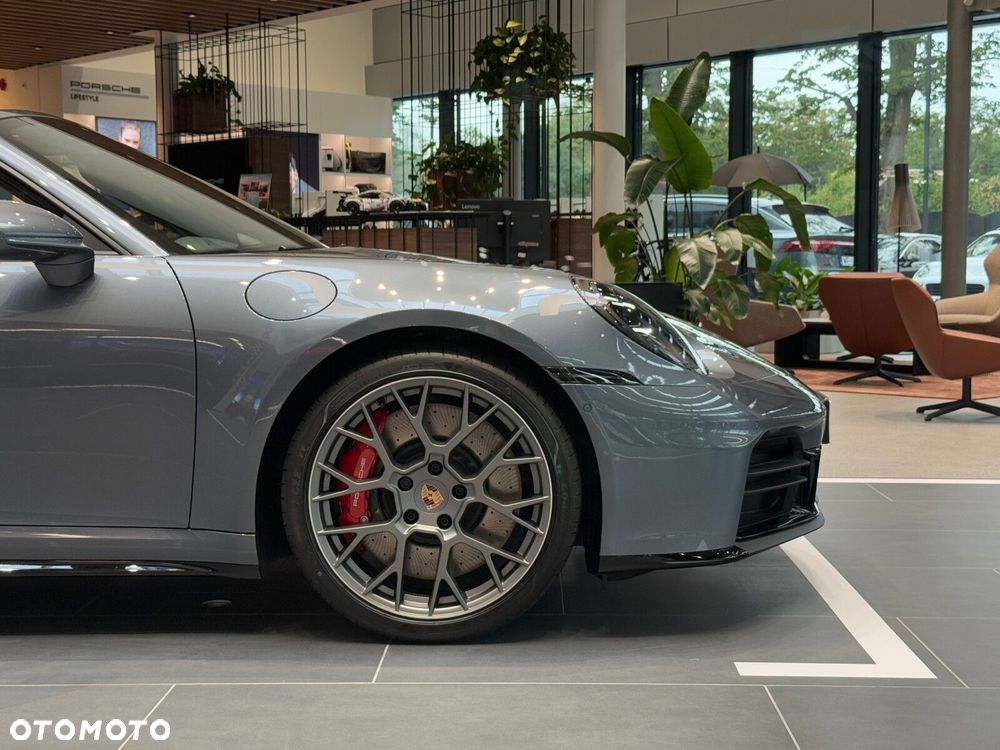 Porsche 911 - 16